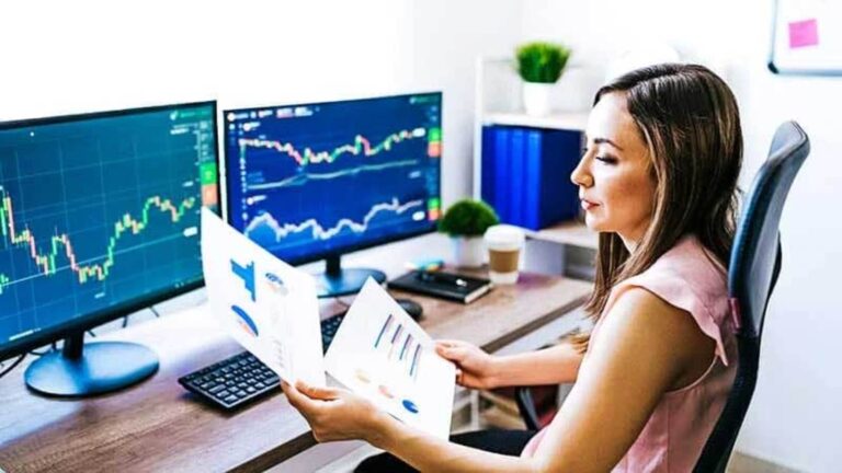 What is a Forex Trader?